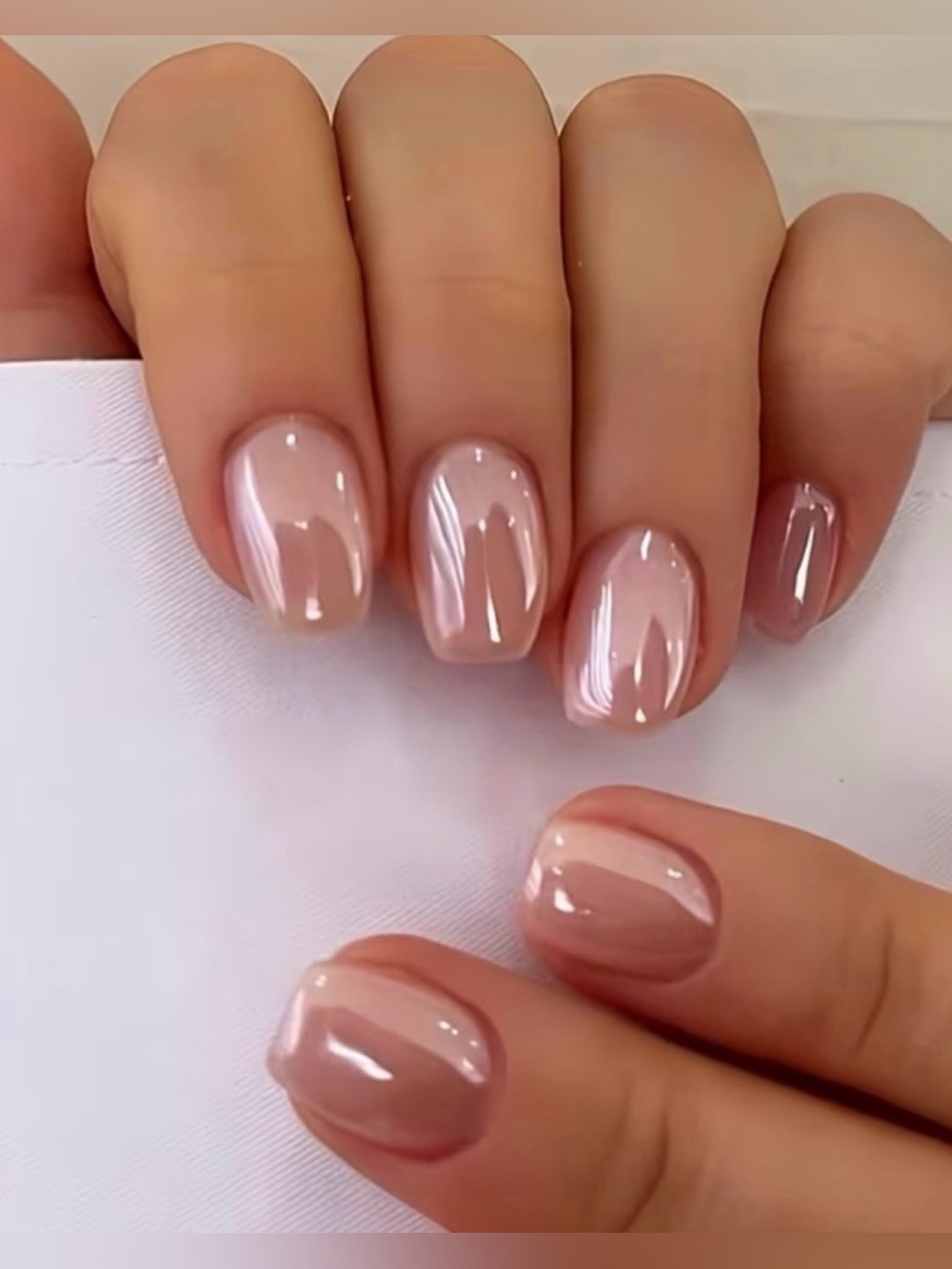 24 Piece Aurora Pink Press-On Nail Set
